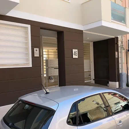 Seal Domo - Con Patio E Parcheggio Privato A *